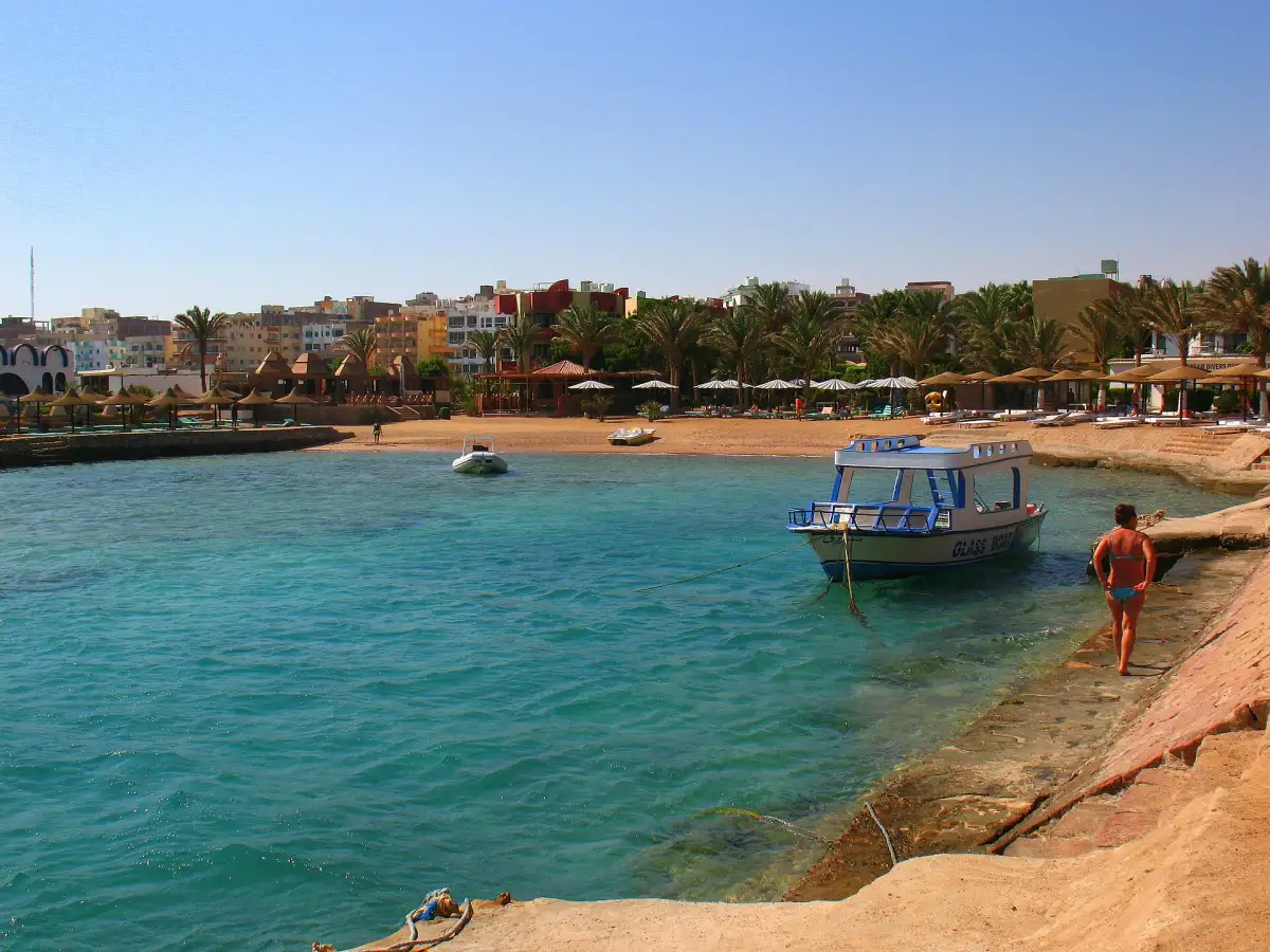 Sandy beach in the El Dahar area of Hurghada